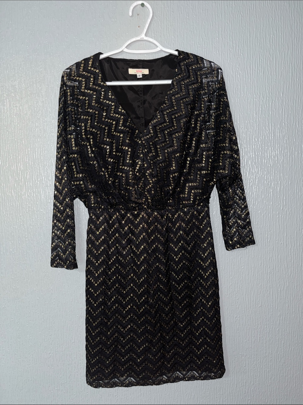 Trina Trina Turk Black and Gold Chevron Lace Dolman Sleeve Dress